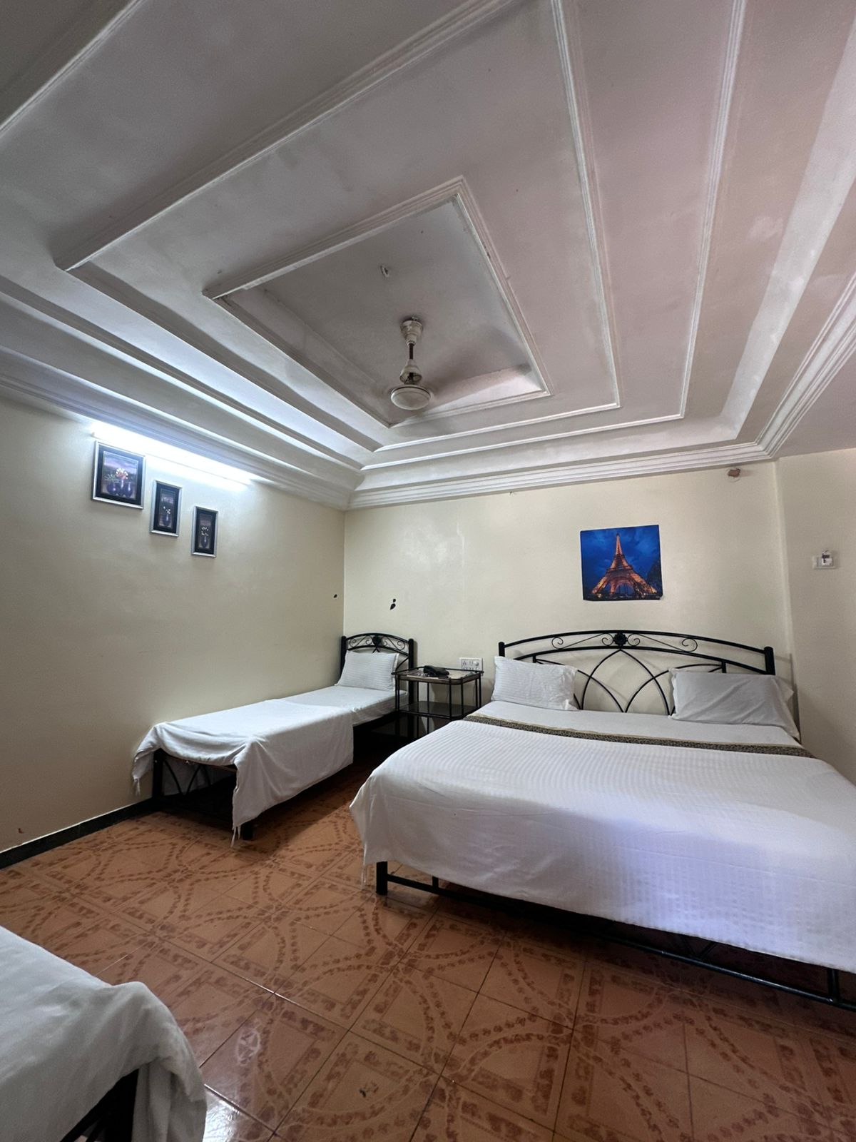 Hotel Sai Village 13