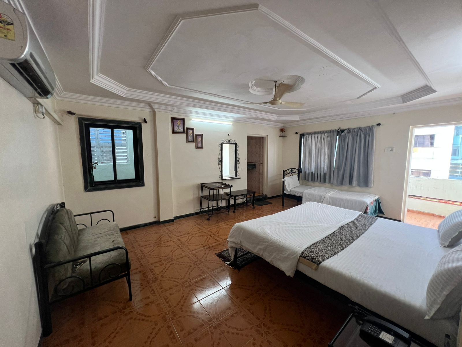 Four Bed Family Room